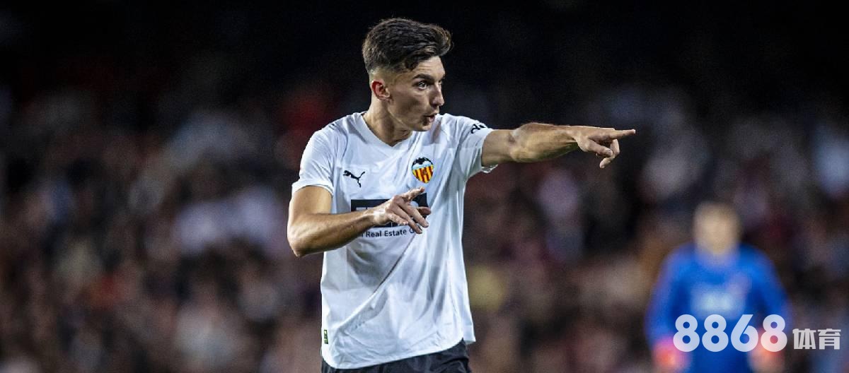 亚博体育 - 俱乐部新赛季球衣